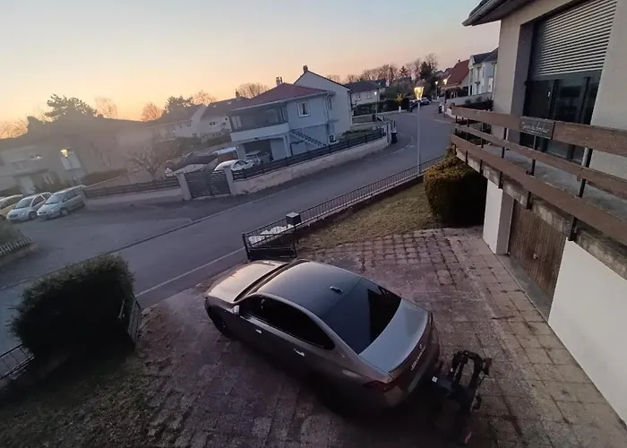 House Of Joy 民宿 Montigny-les-Metz